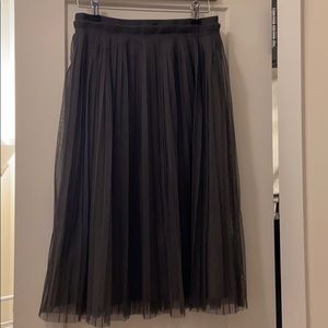 Banana republic tulle midi skirt, size 0P, grey